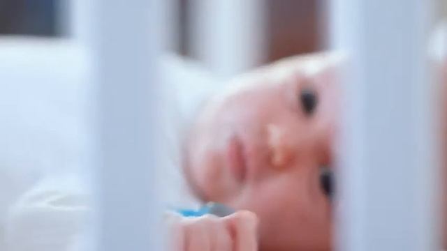 Мобиль для малышей на кроватку с проектором с функцией Bluetooth от Zeimas смотреть онлайн