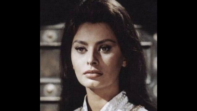 Movie Legends - Sophia Loren (Allure) смотреть онлайн
