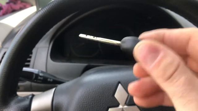 Изготовление Ключа с чипом Mitsubishi ключи к любым авто смотреть онлайн