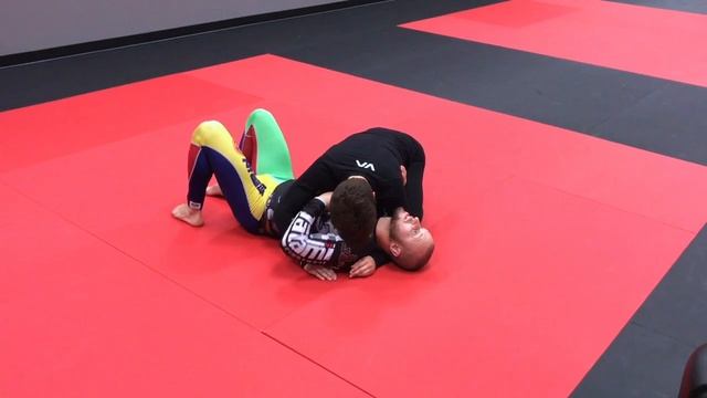 Выходы Из Бокового Удержания. Бразильское Джиу-Джитсу. смотреть онлайн