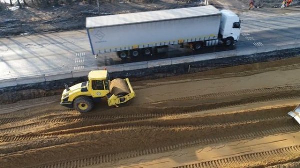 Бульдозеры в работе