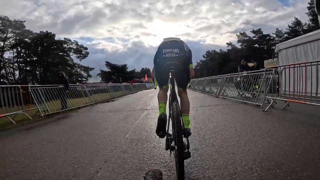 CYCLOCROSS RACE @ OOSTMALLE BELGIUM - GoPro hero 12 BIKE FOOTAGE - 4K 60 fps смотреть онлайн