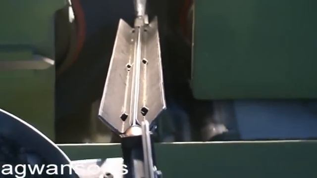 Official BHAGWANSONS Centerless Grinding Machines (Vibratory Bowl Feeder) смотреть онлайн