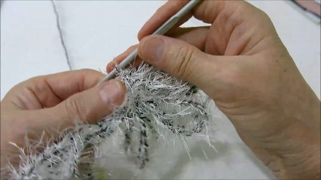 Накидка крючком из журнала Мод. Краткий мастер класс. смотреть онлайн