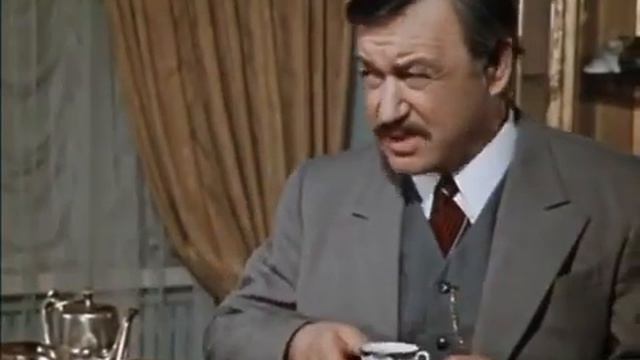 Бандиты предпочитают служить в полиции, а профессиональные воры издавать газеты и заниматься смотреть онлайн