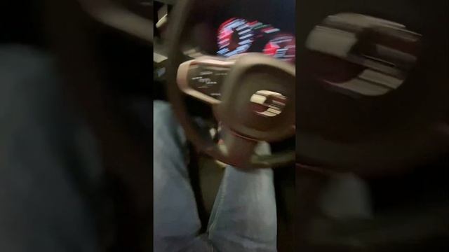 На обзоре Volvo XC60, 2019 год