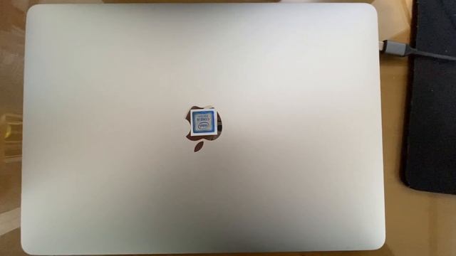 Twitting, Learn Drawing, And intel send me a sticker for the 2018 intel MacBook Pro. смотреть онлайн
