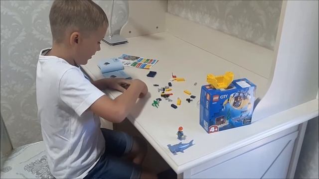 Собираем новый набор Lego City 60263 Океан: мини-подлодка смотреть онлайн