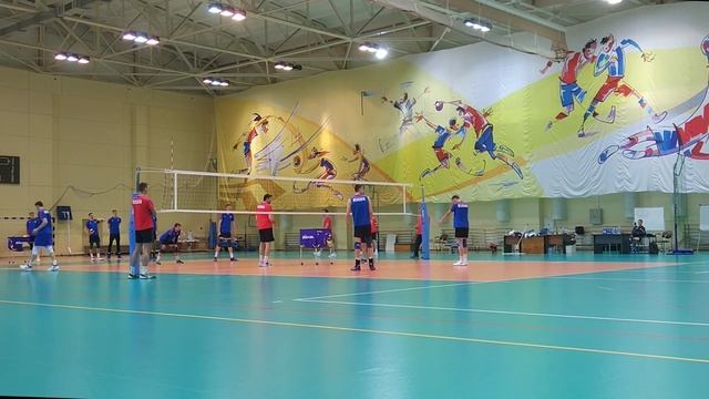 Волейбол. Тренировка сборной России. Прием - подача. | Russia volleyball team. Receiving - serve. смотреть онлайн