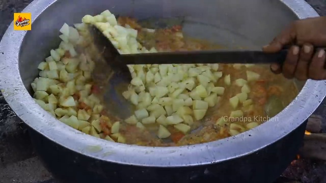 Американский Картофельный Куриный Карри 