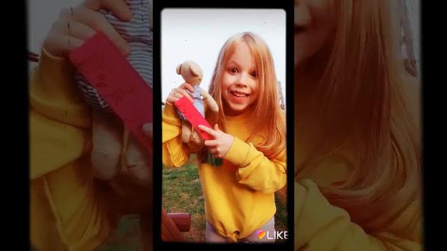 Это лайкер Алёнка стар би подписывайте на неё кто сидит в лайке смотреть онлайн