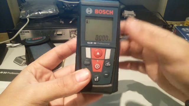 Лазерный дальномер Bosch GLM 50 смотреть онлайн