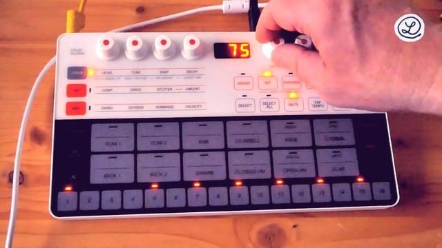 ik multimedia UNO DRUM // factory kits // KICK 2 // B смотреть онлайн