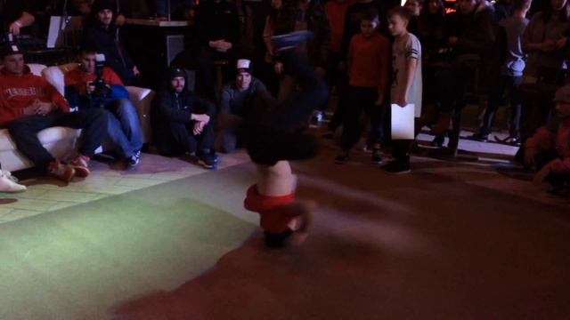 BREAKING LEAGUE 25 февраля 2018 HEADSPIN смотреть онлайн