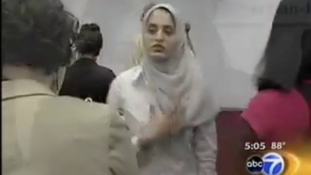 ABC 7: Chicago Area Muslims React to IL Gov.'s Comments Regarding "Ground Zero Mosque" смотреть онлайн