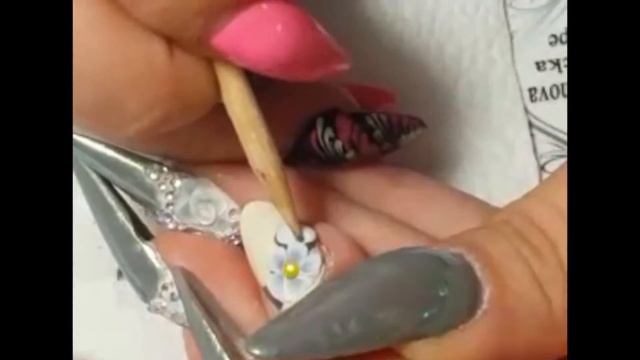 Nail art. Дизайн ногтей. 4д гель пластилин. Лепим цветочки смотреть онлайн
