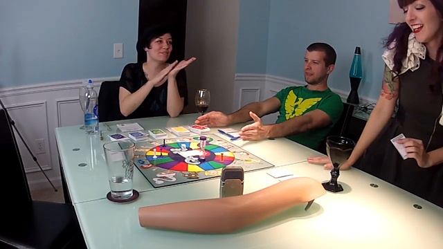 Backward Compatible - Play Quelf (25th Episode Board Game Nightizzle) смотреть онлайн