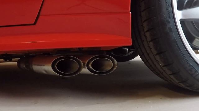 Dodge Viper & 2000 Ford Mustang Cobra R exhaust sound смотреть онлайн
