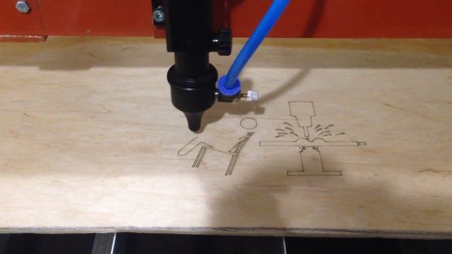 Логотип CNC-CLUB смотреть онлайн