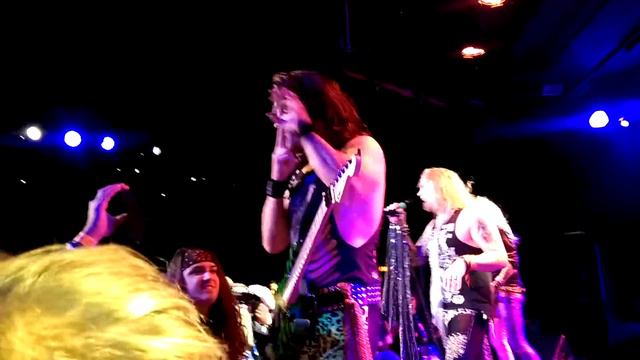 Steel Panther - "Tiger Woods" смотреть онлайн