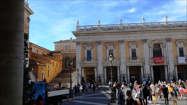 Luoghi | ROMA | passeggiata su Piazza del Campidoglio смотреть онлайн