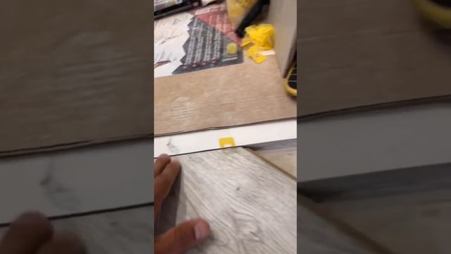 Как сделать идеальный стык между ламинатом и плиткой без порожка?#shorts #бытьбоссом смотреть онлайн