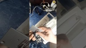 Ремонт Зингера швейной машины.