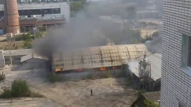 Пожар на местном складе 13 09 2015 ЖК Солнечный город Волгоград смотреть онлайн