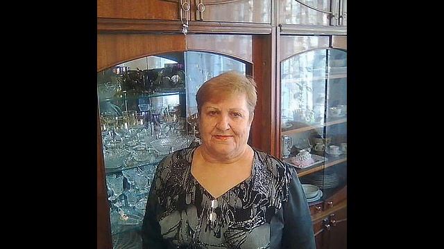 ДЕВЧЕНКАМ ПОДРУЖКАМ - БОСОНОГОГО ДЕТСТВА смотреть онлайн