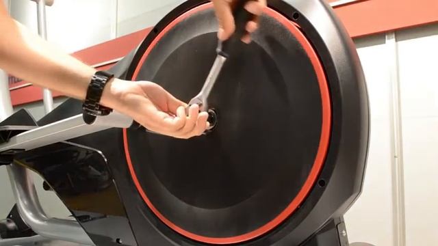 KETTLER Servis – Dotažení tácu – eliptické trenažéry