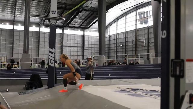 Washburn University indoor track meet смотреть онлайн