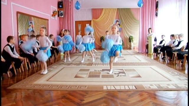 Танец с султанчиками в детском саду смотреть онлайн