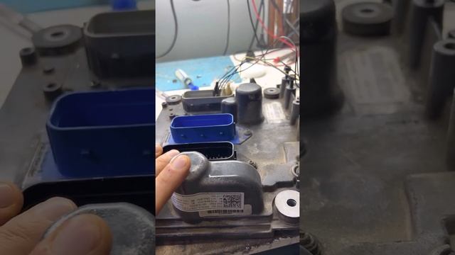 Ремонт ЭБУ Delphi 391100-82000 от грузовика Hyundai HD500 ошибки по форсункам