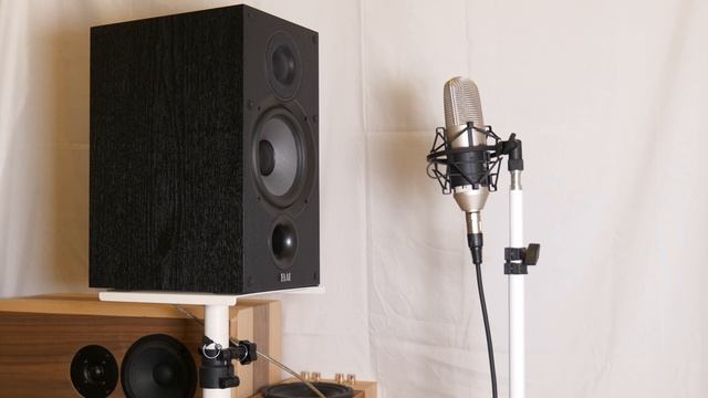 ELAC DEBUT 2.0 B6.2 : Sound Test - Electronic music смотреть онлайн