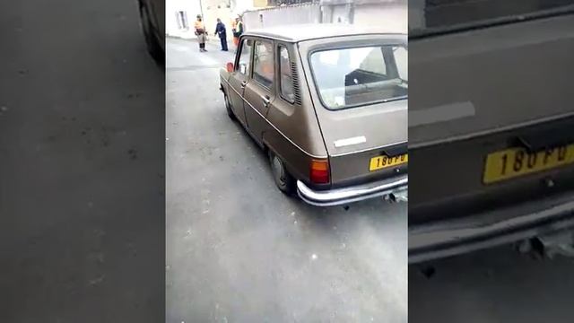 Renault 6 Scam смотреть онлайн