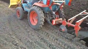 Минитрактор KM3-012 и земелька