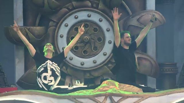 W&W | Tomorrowland Belgium 2018 смотреть онлайн