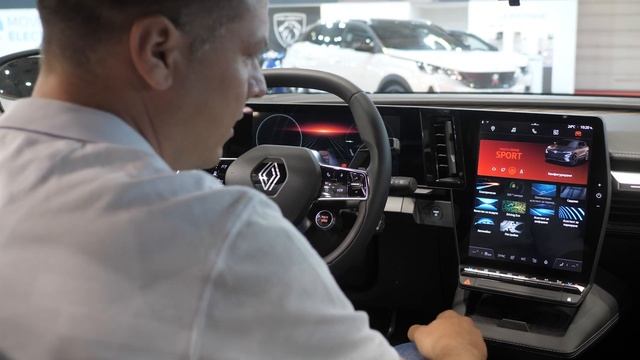 Renault Austral - Световна Премиера! Ревю от Автосалон София 2022 смотреть онлайн