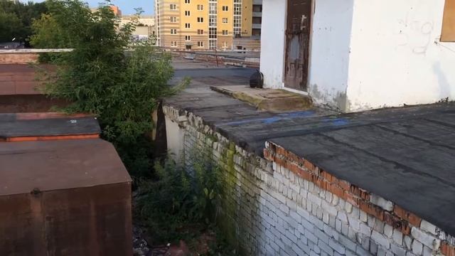 Прыгаю по гаражам смотреть онлайн