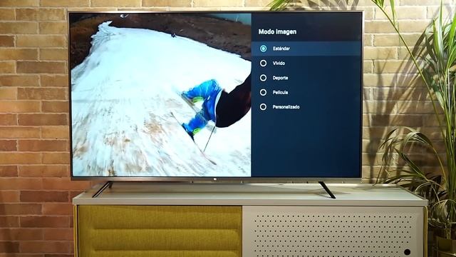 Xiaomi Mi TV 4S 55", análisis: El TELEVISOR 4K con HDR10 con el que la marca llega para QUEDARSE смотреть онлайн