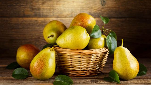 Груша - полезный фрукт для ОФИСНЫХ РАБОТНИКОВ! смотреть онлайн