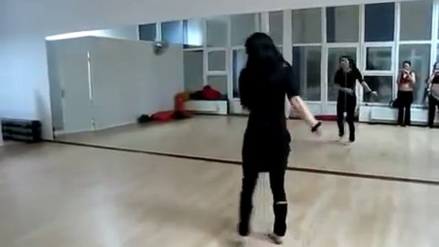 Iraqi Dance   Elena Ramazanova