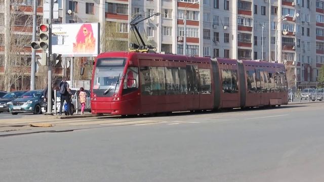 Казанский трамвай БКМ 843 на улице Серова смотреть онлайн