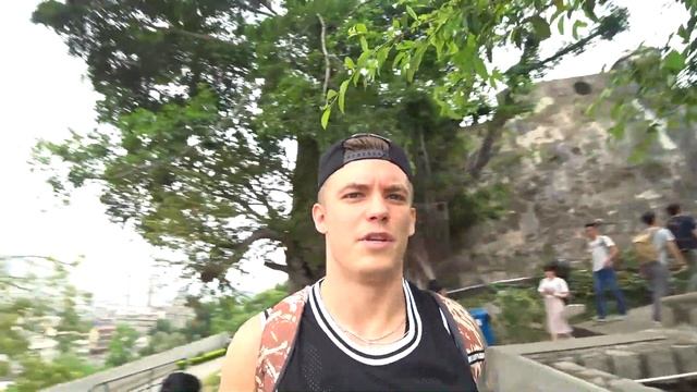 Руины Святого Павла в Макао. Ruins of St. Paul's in Macau смотреть онлайн