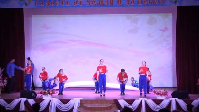 Камчатка. Петропавловск-Камчатский. Танец "Гимн молодежи". Студия танца "Импульс", 2017 г. смотреть онлайн