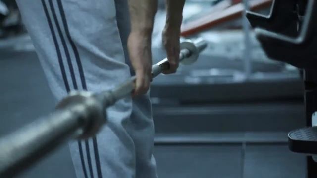Наклоны со штангой. смотреть онлайн