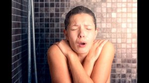 КОНТРАСТНЫЙ ДУШ.  Какая польза и как правильно его  принимать