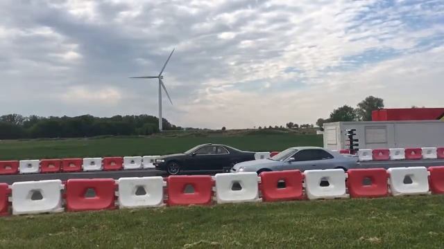Honda Legend vs Honda prelude смотреть онлайн