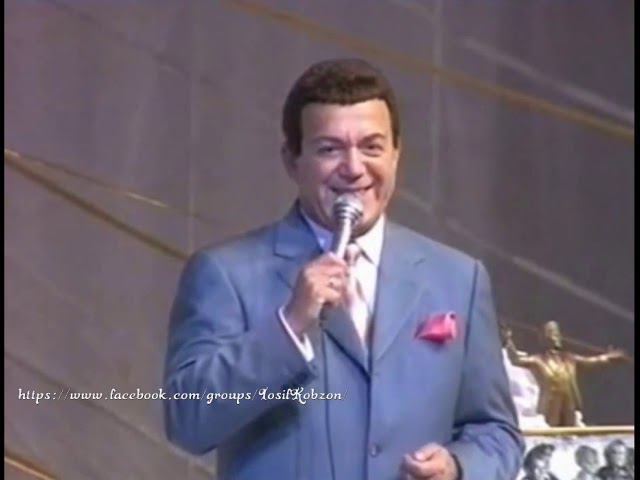 Иосиф Кобзон - Слова поздравления Муслиму Магомаеву (Юбилейный вечер Муслима Магомаева 2002) смотреть онлайн