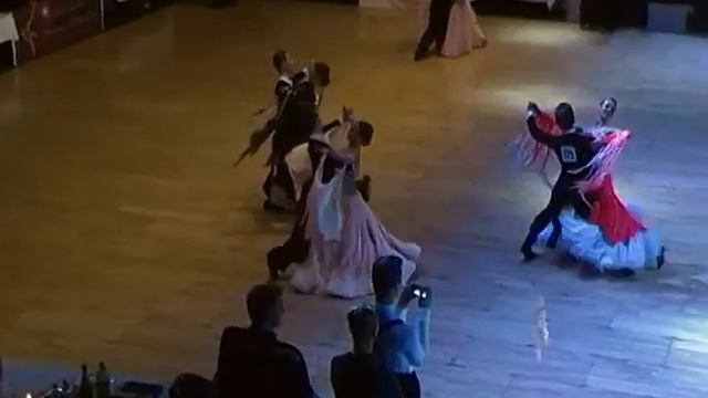 ГОЛДЕН СТЕП ФОКС смотреть онлайн